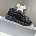 P - SNEAKERS