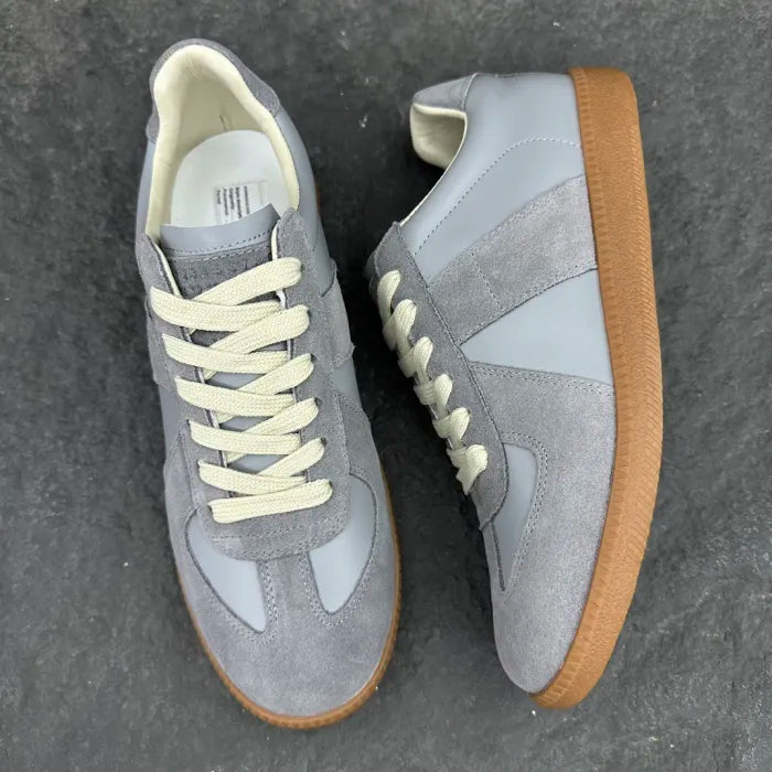M - SNEAKERS