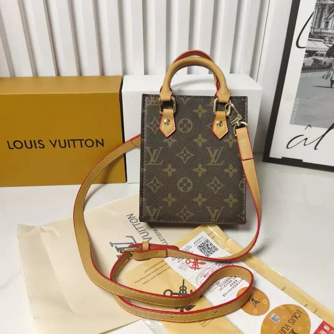 Classic Tote Bag With Crossbody Strap