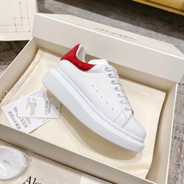 A - SNEAKERS