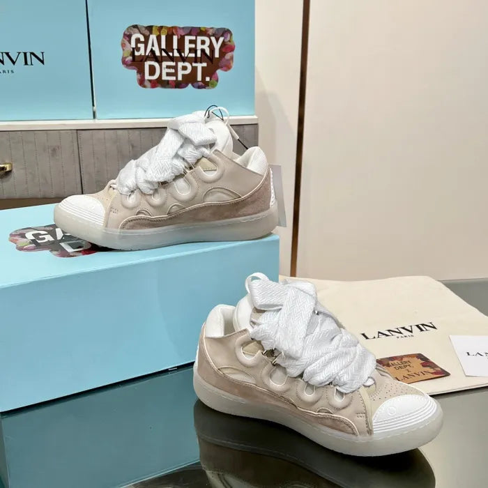 L - SNEAKERS