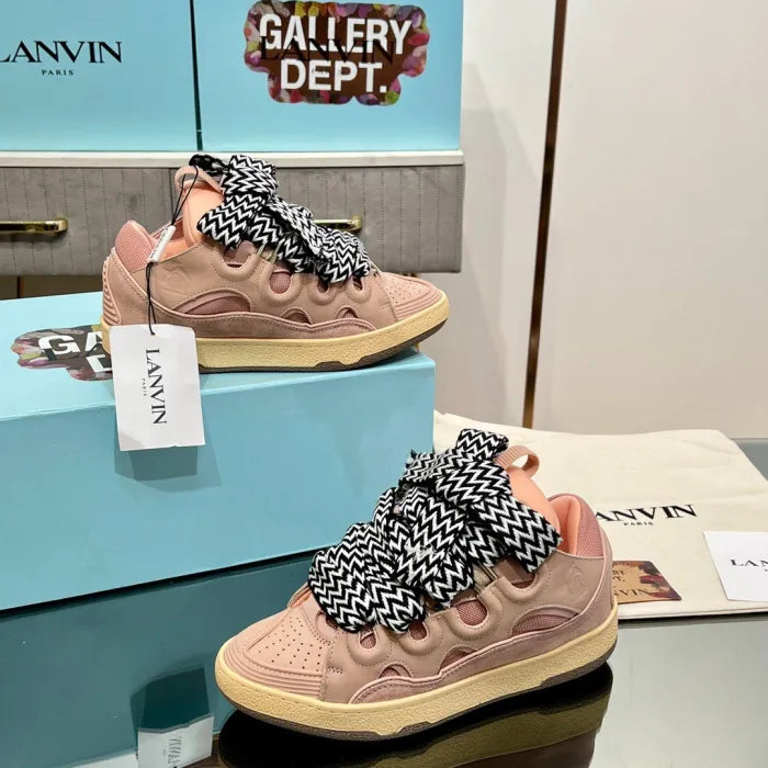 L - SNEAKERS