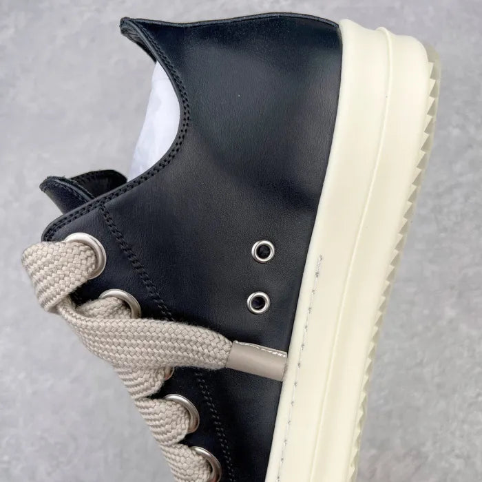 R  - SNEAKERS