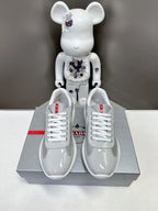 P - SNEAKERS